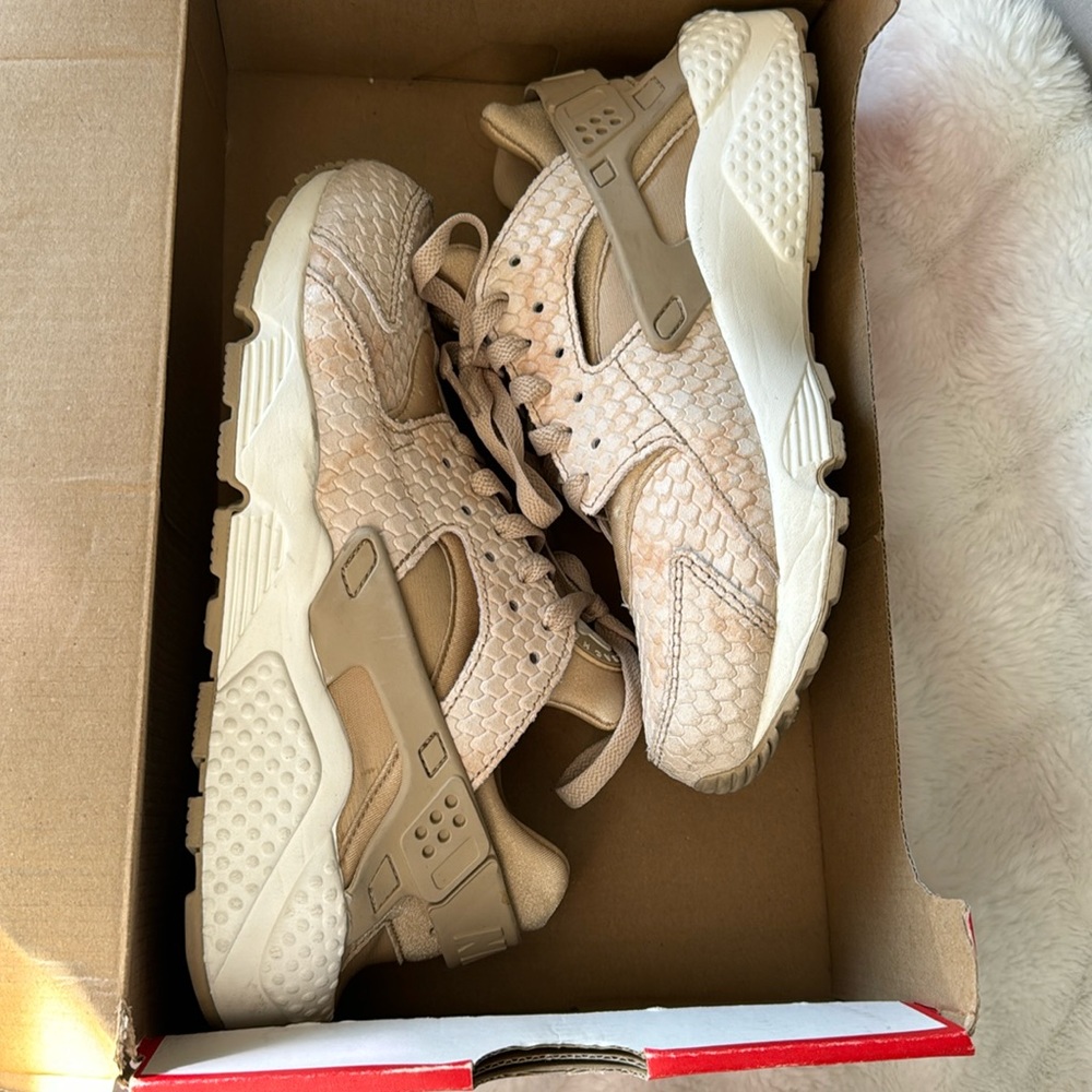 Huraches
